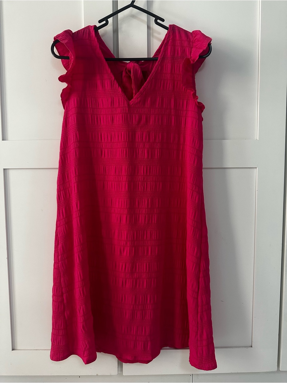 Women’s Fuchsia V-Neck Ruffle Sleeve Mini Dress